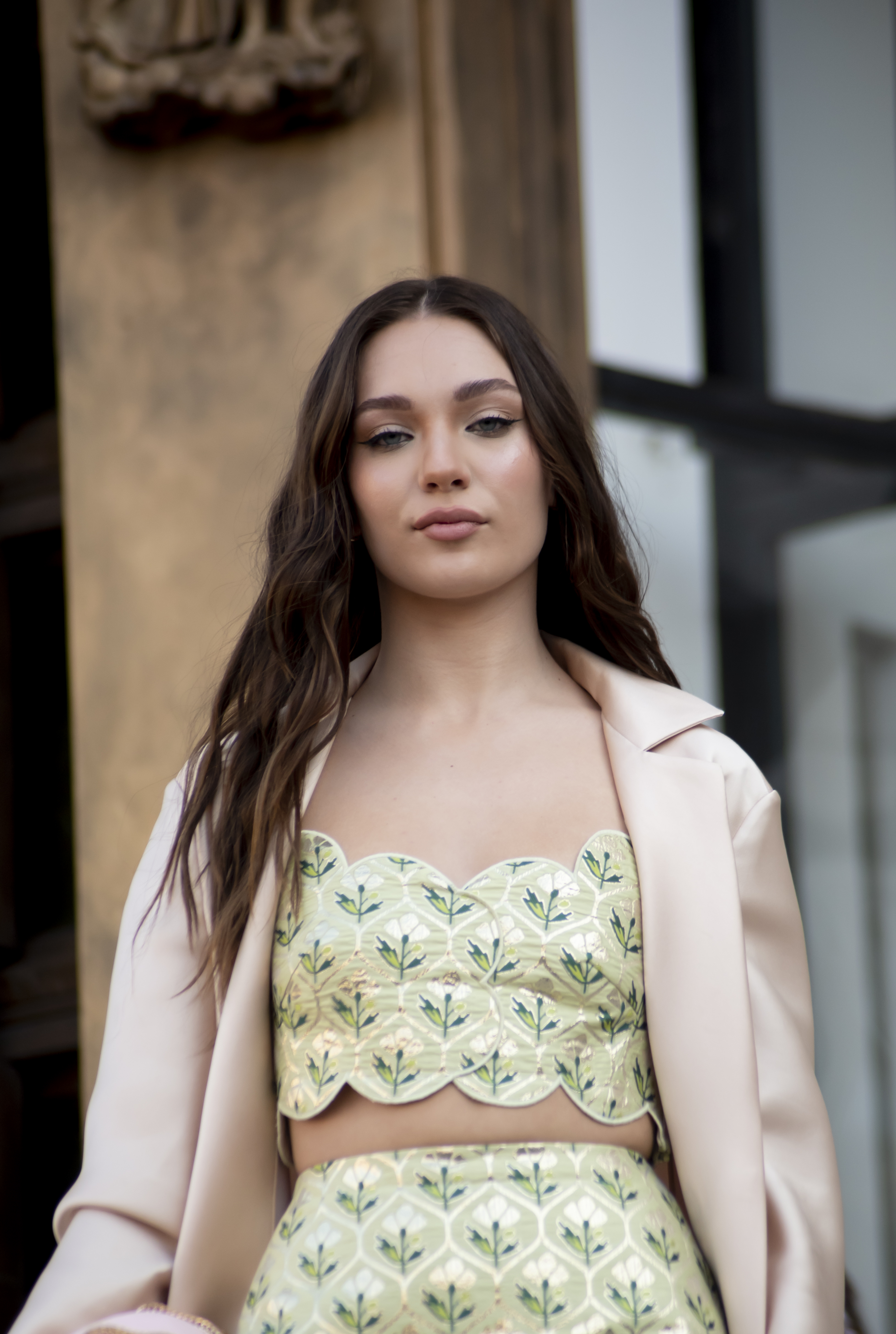 — france paris fashion pfw womenswear fw23 03 03 2023 giambatista valli maddie ziegler